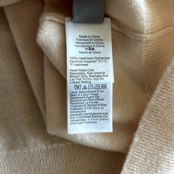 NWT J.Crew 100% Cashmere Sweater Vest Size Medium V-Neck Butter Cream Sleeveless - Picture 10 of 11
